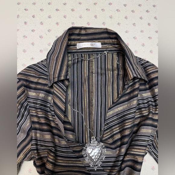 Top - Picture 6 of 6